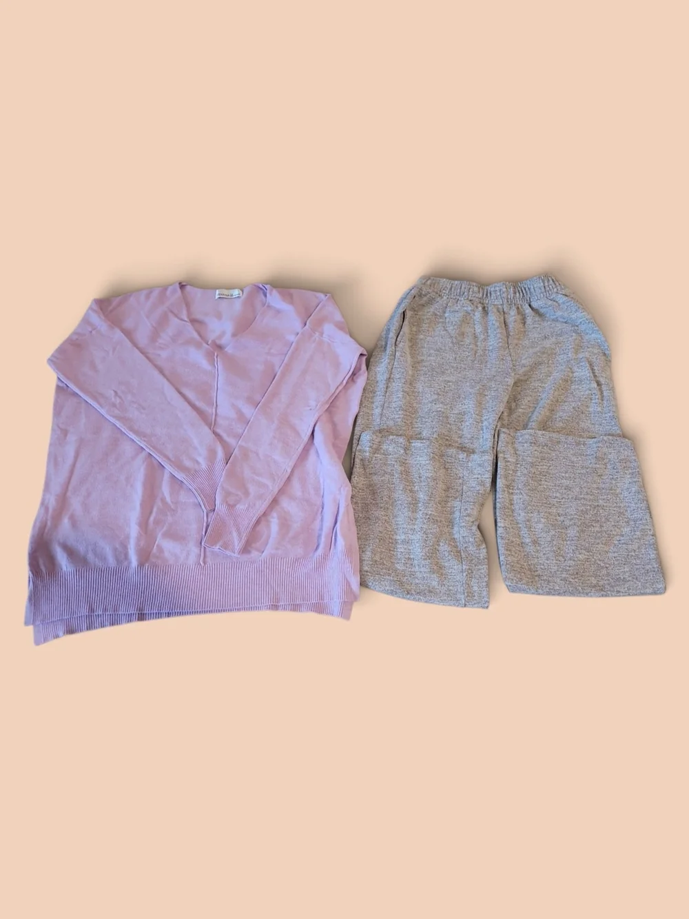 Zenana Outfitters Lavender V-Neck Sweater - Soft Lilac Gray Flare LOUNGE PANTS